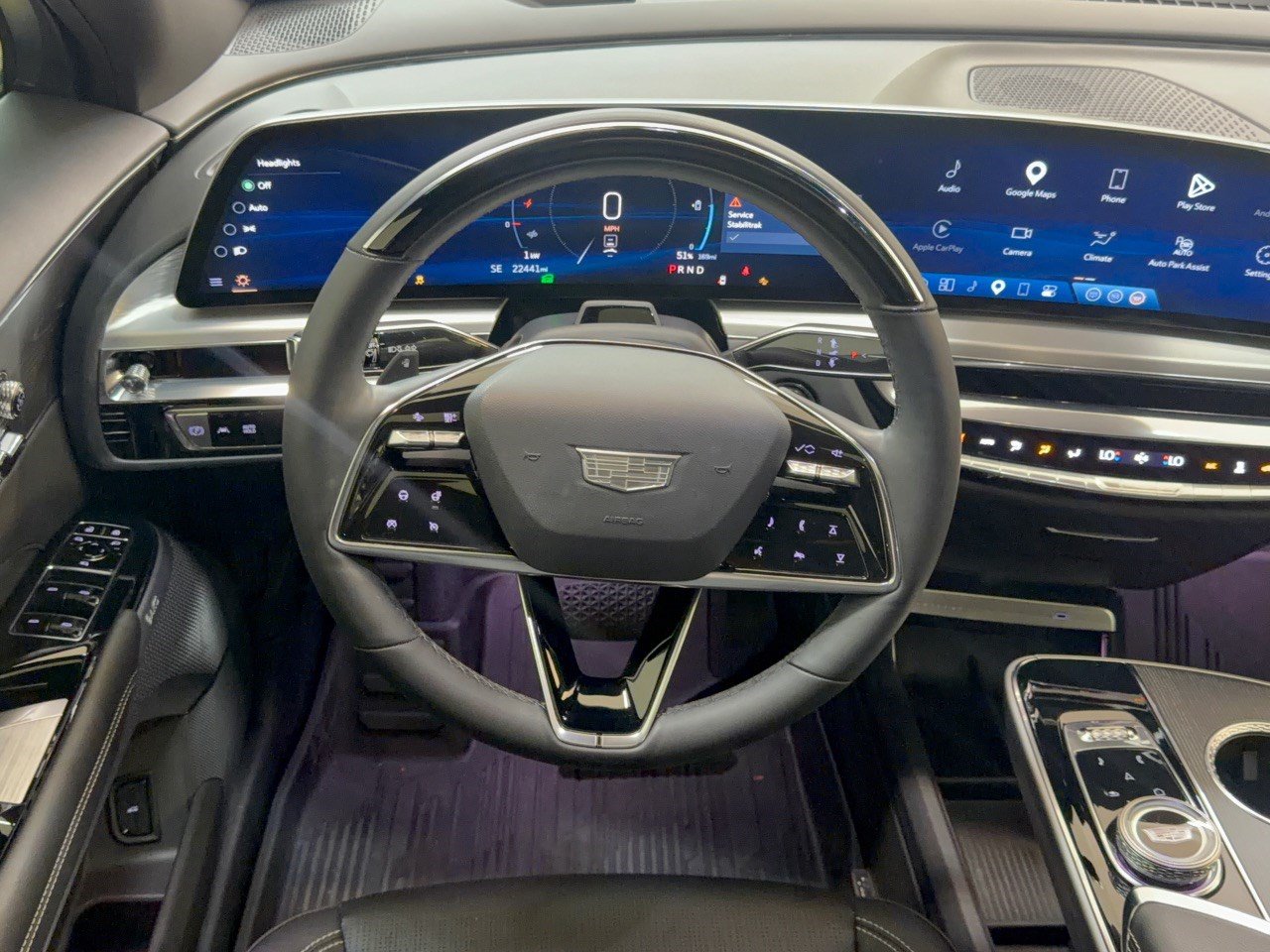 Used 2024 Cadillac Lyriq Luxury w/ LPO, Floor Liner Package RWD image 10