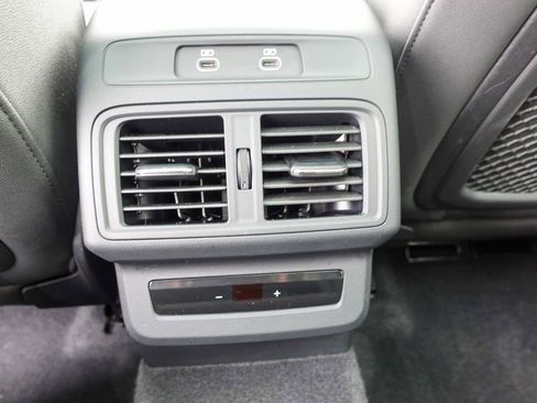 Used 2025 Audi Q5 Premium Plus w/ Premium Plus image 26