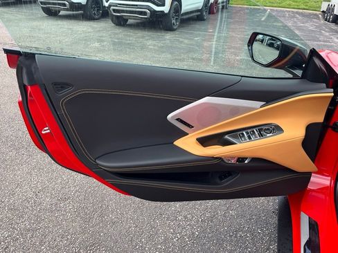 Used 2020 Chevrolet Corvette Stingray Premium Conv w/ 3LT Preferred Equipment Group image 17