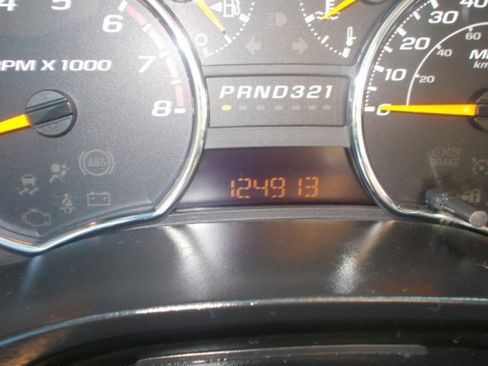 Used 2011 Chevrolet Colorado LT AWD/4WD image 15