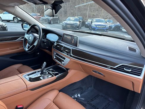Used 2020 BMW 740i xDrive w/ Cold Weather Package image 52