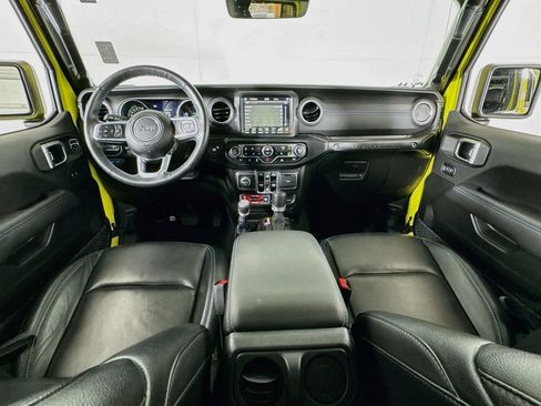 Used 2023 Jeep Wrangler Unlimited Rubicon 4xe w/ Cold Weather Group AWD/4WD image 33