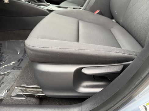 Used 2024 Toyota Corolla LE image 17