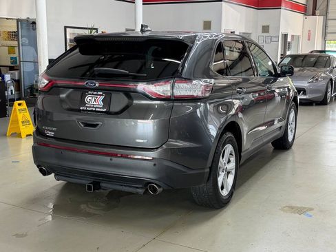 Used 2017 Ford Edge SE AWD/4WD image 2