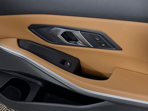 Used 2024 BMW M340i w/ Premium Package image 32