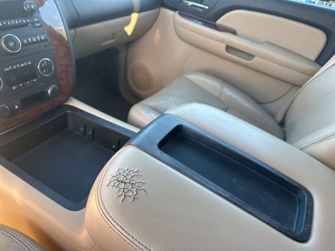 Used 2007 Chevrolet Avalanche LT w/ LT Preferred Equipment Group image 22