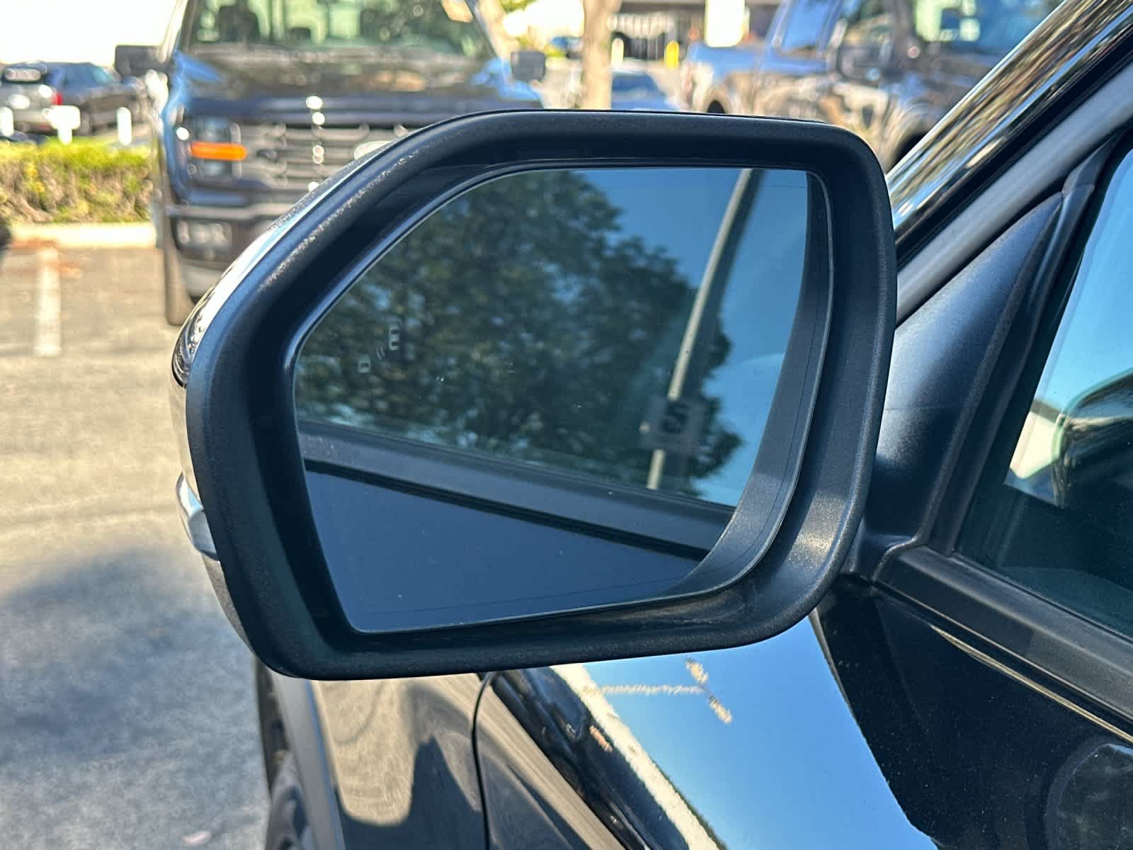 Used 2026 Ford Explorer ST RWD image 8