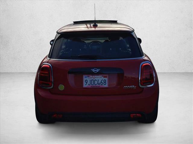 Used 2024 MINI Cooper SE FWD image 6
