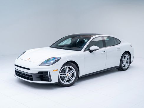 Certified 2024 Porsche Panamera image 1