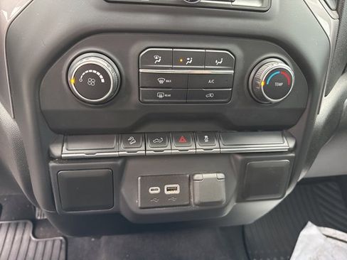 Used 2021 Chevrolet Silverado 1500 Custom Trail Boss image 14