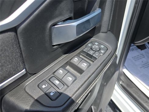 Used 2026 RAM 2500 Big Horn AWD/4WD image 18