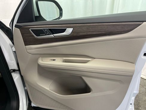 New 2026 Volkswagen Atlas SEL Premium R-Line image 11