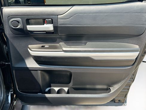 Used 2020 Toyota Tundra Limited AWD/4WD image 29