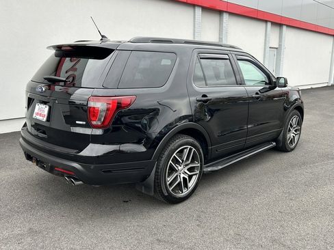 Used 2018 Ford Explorer Sport w/ Equipment Group 401A image 5