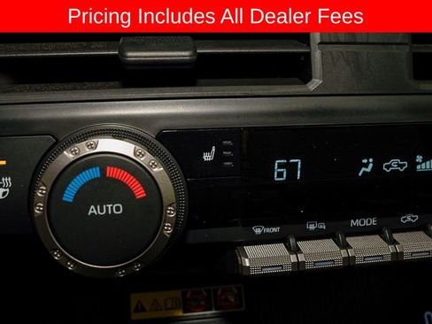 Certified 2024 Toyota Tacoma SR5 AWD/4WD image 13