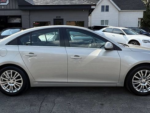 Used 2016 Chevrolet Cruze Eco image 13