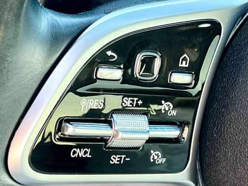 Certified 2022 Mercedes-Benz GLE 350 4MATIC image 39