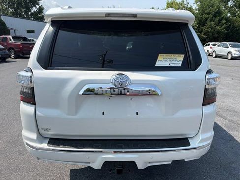 Used 2015 Toyota 4Runner Limited AWD/4WD image 11