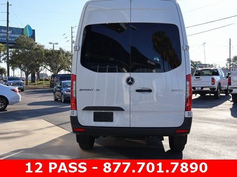 Used 2025 Mercedes-Benz Sprinter 2500 image 6