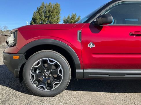 New 2025 Ford Bronco Sport Outer Banks AWD/4WD image 10