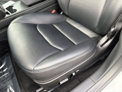 Used 2023 Tesla Model 3 Standard Range RWD image 13