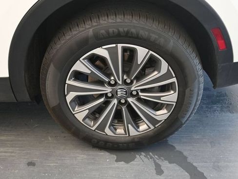 Used 2024 Buick Envision Preferred AWD/4WD image 11