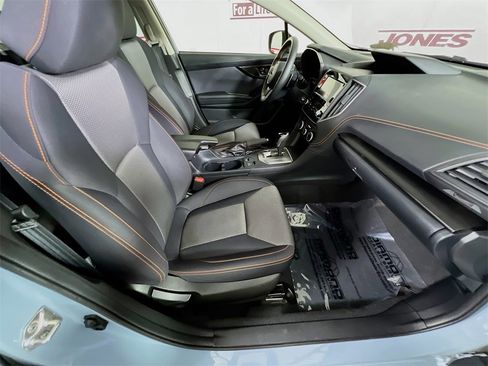 Used 2023 Subaru Crosstrek 2.0i Premium image 29