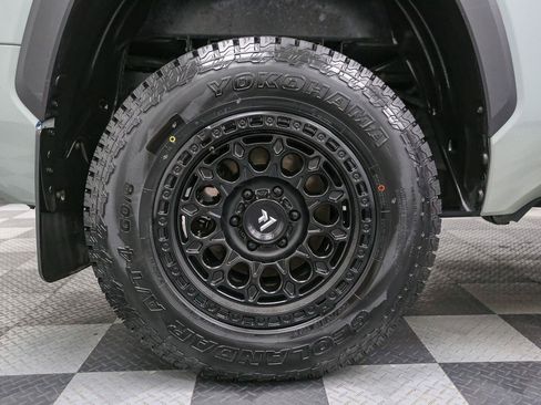 Used 2024 Toyota Tundra SR5 AWD/4WD image 18