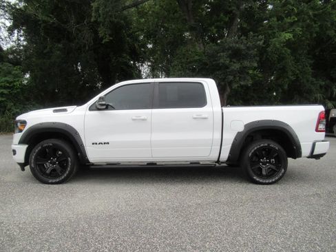 Certified 2022 RAM 1500 Big Horn AWD/4WD image 4