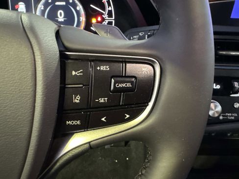 New 2025 Lexus ES 350 w/ Premium Package image 28