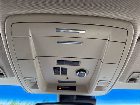 Used 2019 GMC Yukon SLT w/ Open Road Package RWD image 40