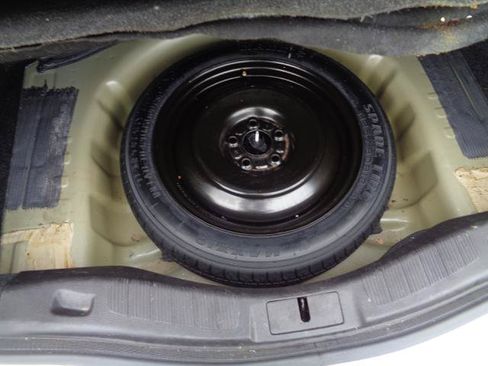 Used 2016 Ford Fusion SE FWD image 10