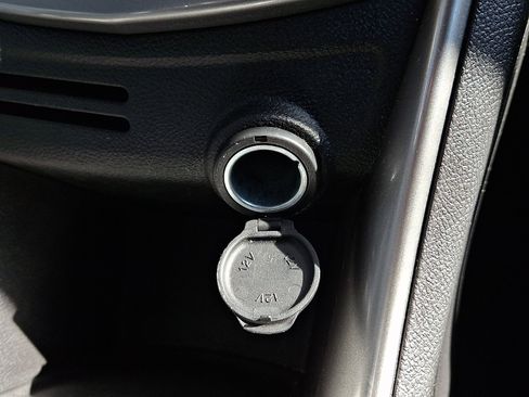 Used 2016 Chevrolet Trax LT w/ LT Convenience Package image 22