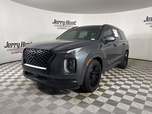 Used 2022 Hyundai Palisade Calligraphy w/ Cargo Package FWD image 1