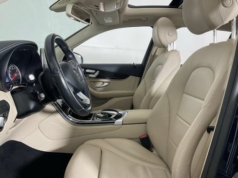 Used 2016 Mercedes-Benz GLC 300 4MATIC image 28