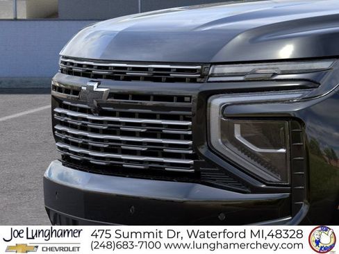 New 2026 Chevrolet Suburban High Country AWD/4WD image 33