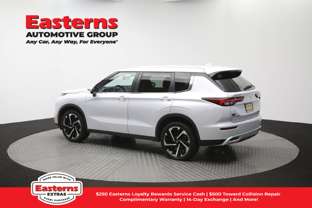 Used 2024 Mitsubishi Outlander SE FWD image 65