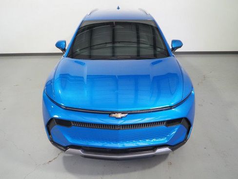 Used 2024 Chevrolet Equinox EV FWD LT w/ 2LT w/ LPO, All-Weather Mat Package image 10