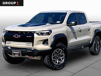 Used 2024 Chevrolet Colorado ZR2 AWD/4WD video 1