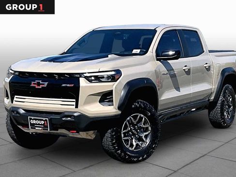Used 2024 Chevrolet Colorado ZR2 AWD/4WD image 1