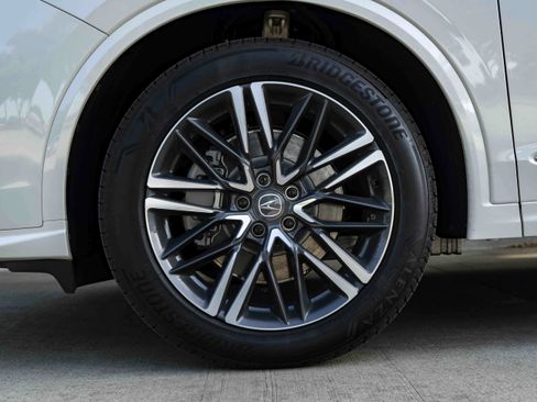 Used 2026 Acura MDX SH-AWD w/ Advance Package image 14