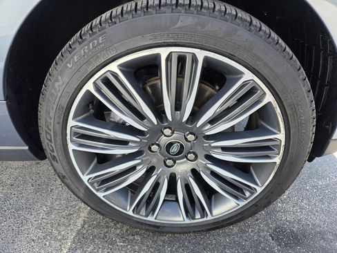 Certified 2021 Land Rover Range Rover Westminster Edition image 9