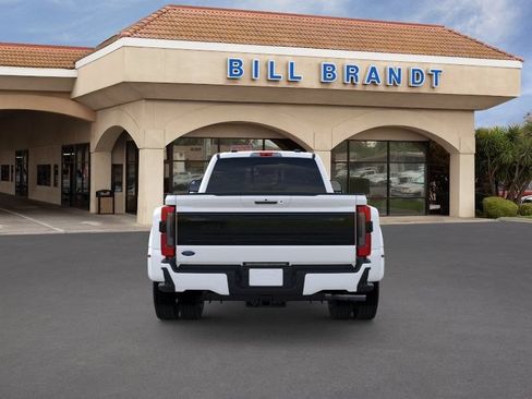 New 2026 Ford F450 Platinum w/ FX4 Off-Road Package AWD/4WD image 3