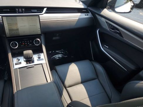 Certified 2026 Jaguar F-PACE R-Dynamic S AWD/4WD image 20