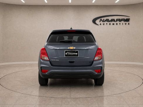 Used 2022 Chevrolet Trax LS w/ Tint and Cruise Package AWD/4WD image 6