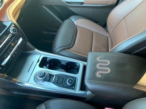 Certified 2024 Ford Explorer King Ranch w/ Technology Package AWD/4WD image 34