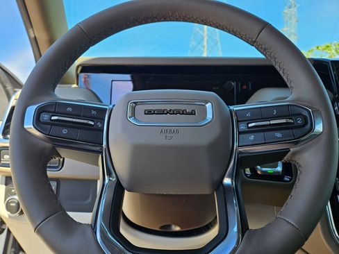 New 2026 GMC Yukon Denali AWD/4WD image 11