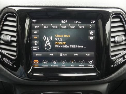Used 2018 Jeep Compass Limited w/ Navigation Group AWD/4WD image 5