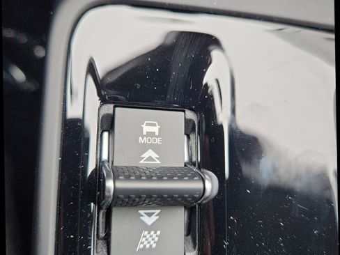 New 2024 Jaguar E-PACE R-Dynamic SE image 30