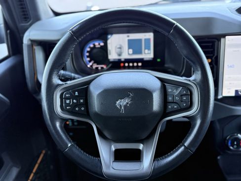 Used 2022 Ford Bronco Badlands image 20